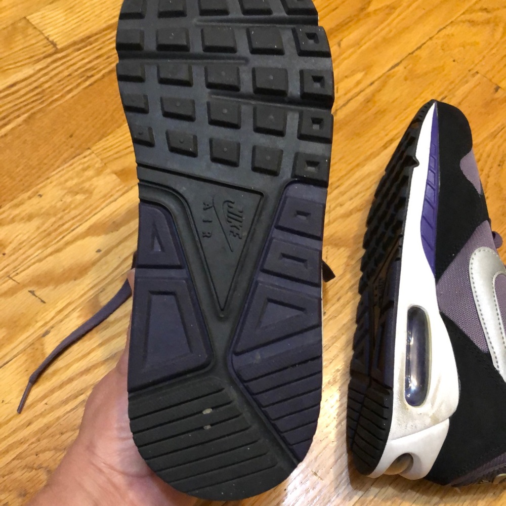 Ladies sneakers